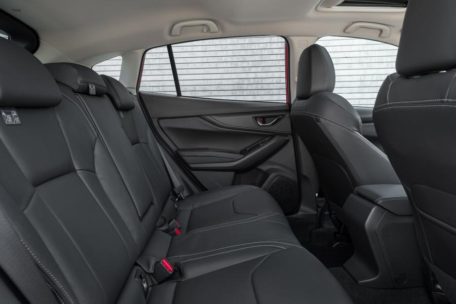Интерьер Subaru Impreza 5-Door 2017 года  (WW) (фото 35 из 40)